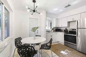 Alani Bay Premium Condos