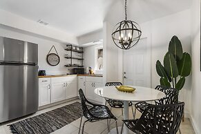 Alani Bay Premium Condos