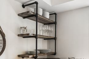 Alani Bay Premium Condos