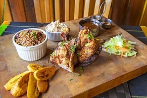 9 bed Villa Montego 10 Minute Walk to the Beach