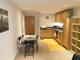 Birmingham Garnet, 3 Bedroom Apartment