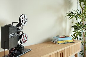 YAYS Paris Issy by Numa