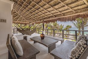 Nest Tulum
