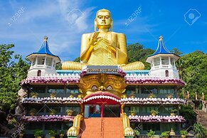 Grand Kalundawa - Dambulla's Hidden Secret