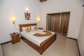 Grand Kalundawa - Dambulla's Hidden Secret