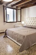 Rialto Corte dei Sansoni