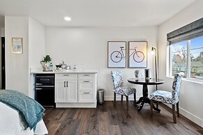 Bespoke Inn Flagstaff