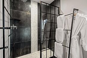 Bespoke Inn Flagstaff