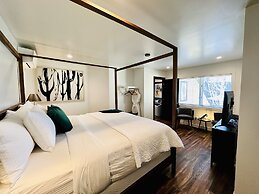 Bespoke Inn Flagstaff