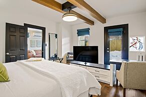 Bespoke Inn Flagstaff