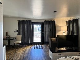 Bespoke Inn Flagstaff