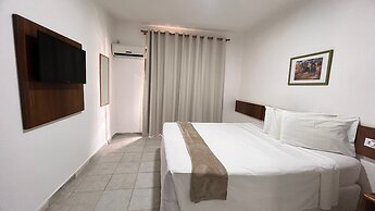 Rede Andrade Estrela Dalva Praia Hotel