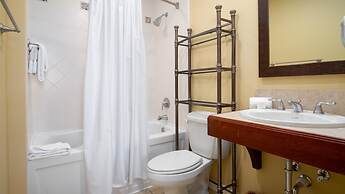 Luau I 6409/6411 - Flr4 - 2BR 2.5ba -