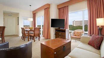 Luau I 6409/6411 - Flr4 - 2BR 2.5ba -