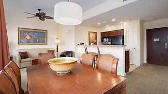 Luau I 6409/6411 - Flr4 - 2BR 2.5ba -