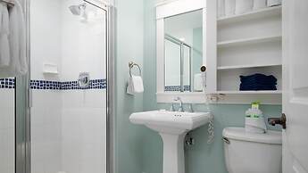 Market Street Inn 448