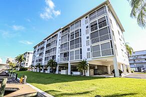 9462royalpel173rptco - Royal Pelican 173