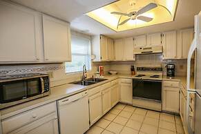 9462royalpel173rptco - Royal Pelican 173