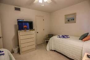 9462royalpel173rptco - Royal Pelican 173