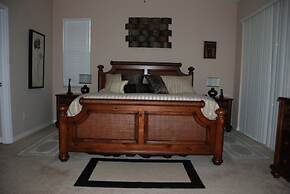 4BR Davenport Pool Home by Watson-527BON