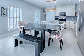 Pier Destiny 66 Pompano Street