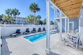 Pier Destiny 66 Pompano Street