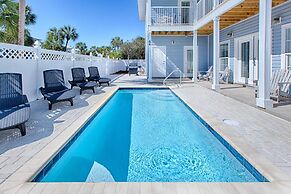 Pier Destiny 66 Pompano Street