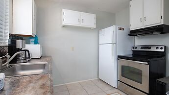 Pier Destiny 66 Pompano Street