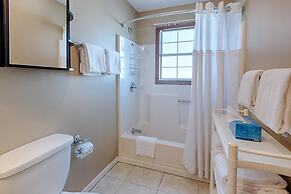 Pier Destiny 66 Pompano Street