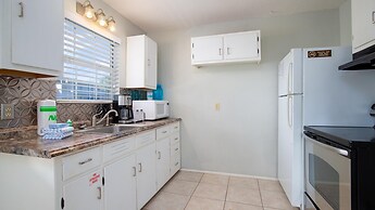 Pier Destiny 66 Pompano Street