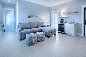 Pier Destiny 66 Pompano Street