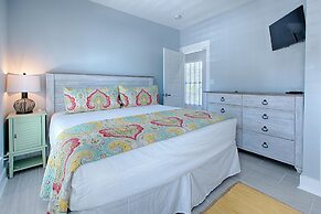 Pier Destiny 66 Pompano Street