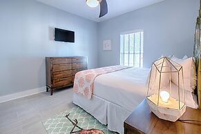 Pier Destiny 66 Pompano Street