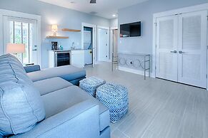 Pier Destiny 66 Pompano Street