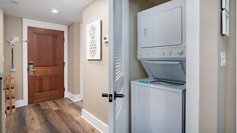 Observation Point North 453 Flr4