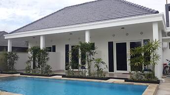 Kartika Villas