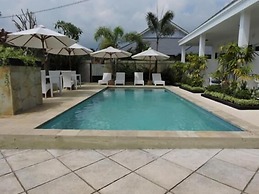 Kartika Villas