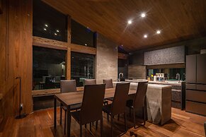 Gravity by The Hakuba Collection