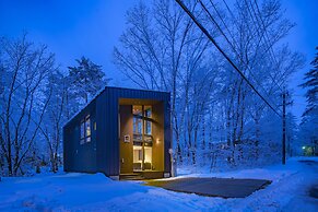 Gravity by The Hakuba Collection