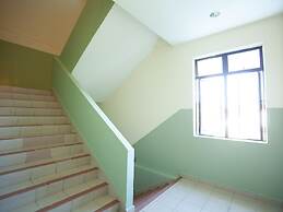 OYO 89487 Space Hotel