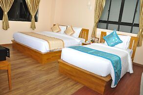 Royal Landmark Hotel