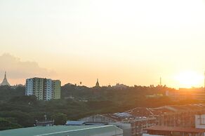 Royal Landmark Hotel