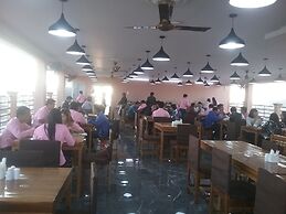 Royal Landmark Hotel