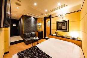 HOTEL APiO - Adults Only