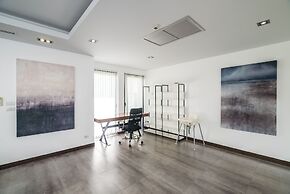 Diamond VIP villas by Lofty