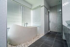 Diamond VIP villas by Lofty