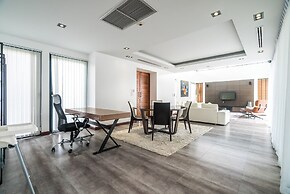 Diamond VIP villas by Lofty