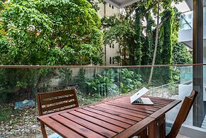 Palmyrah Surin by Lofty