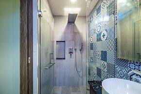 Palmyrah Surin by Lofty