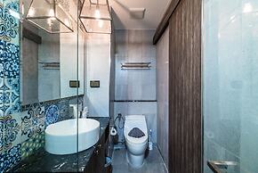 Palmyrah Surin by Lofty